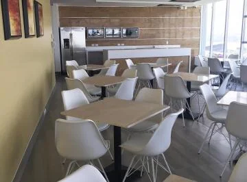 Vendo Oficina Sky Building 96 m² con Terraza Adicional de 20 m² y 2 Parqueos, Guayas — imagen 5