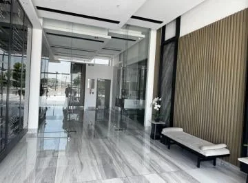 Venta de Oficina en El Ed. Platinium II, Av León Febres Cordero, Guayas — imagen 2