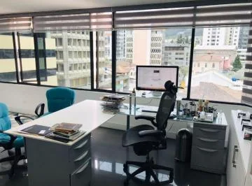 Se Vende Oficina Calles Francisco Pizarro y Santa Maria Paralela a La Av Colon — imagen 2