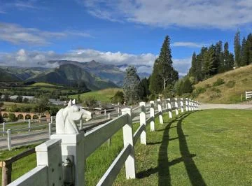 Terreno en Venta 9.440 m² Club Campestre La Esperanza — imagen 2