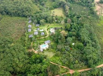 En Venta Terreno de 26 Hectáreas con Hostería en Puerto Quito — imagen 2