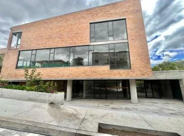 Local Comercial en Venta – Excelente Ubicación en Cumbayá Av — imagen 5