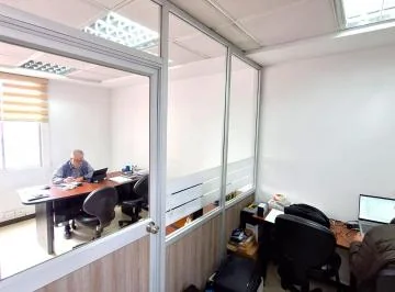 Se Vende Oficina Av 12 de Octubre y Salazar — imagen 2