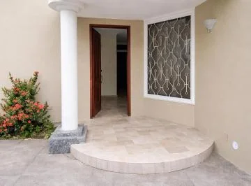 Propiedad Para Oficinas y Servicios en Urdesa - Mlvillegas, Guayas — imagen 3