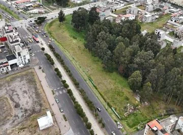 Constructores E Inversionistas: Este Terreno Lo Tiene Todo en Quitumbe — imagen 5