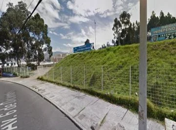 Terreno de 6.114 m² en La 6 de Diciembre y Galo Plaza Lasso — imagen 2