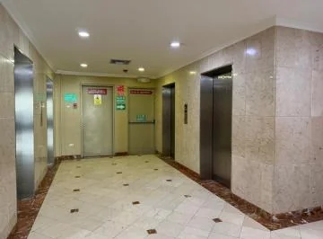 En Venta Oficina Ejecutiva 31 m² - Edificio Las Cámaras - Guayaquil, Guayas — imagen 2