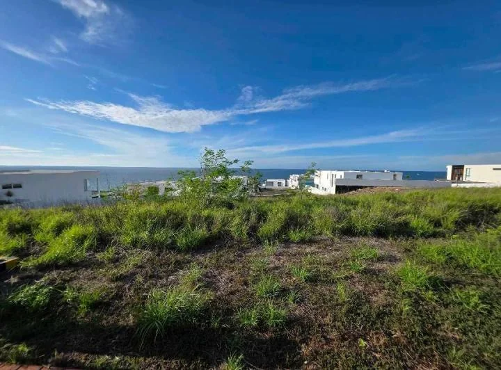 Vendo Terreno, Urbanización Marina Blue, Pendiente Negativa con Vista, Manabí — imagen 1
