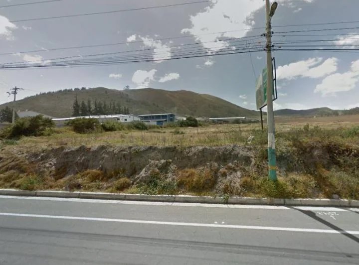 Venta de Oportunidad Terreno Industrial Alto Impacto, Norte de Quito — imagen 1