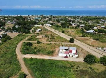 Terreno en Venta en Puerto Cayo – Lotización Cayo Beach I, Manabí — imagen 4