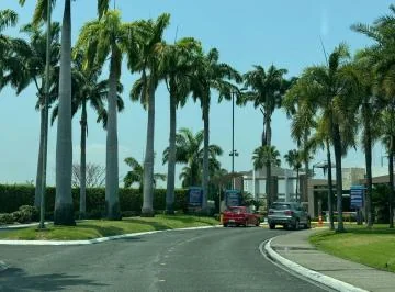 Terreno en Venta Urb. Laguna del Sol Samborondon, Guayas — imagen 3