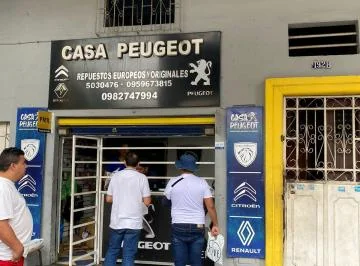 Venta de Casa Rentera con Locales Comerciales en Ayacucho y Los Rios /centro (Jp), Guayas — imagen 4