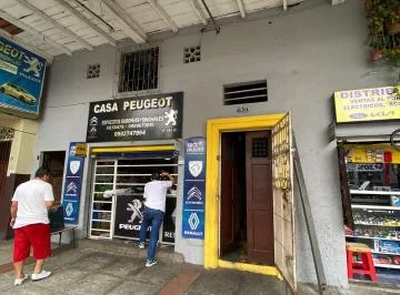 Venta de Casa Rentera con Locales Comerciales en Ayacucho y Los Rios /centro (Jp), Guayas — imagen 2