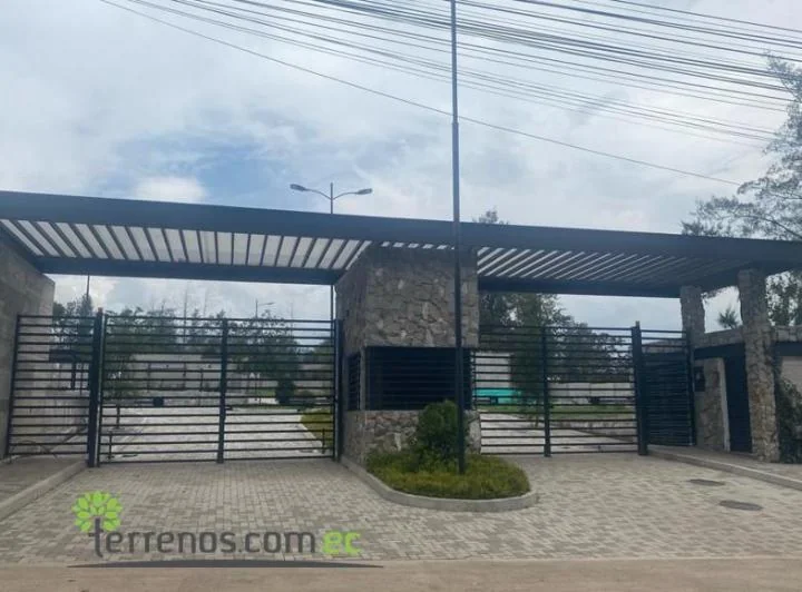Terreno de Venta 425 m² en Puembo Sector Colegio Highlands — imagen 1