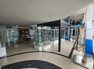 En Venta/alquiler Local Comercial en La Av Juan Tanca Marengo, Guayas — imagen 4