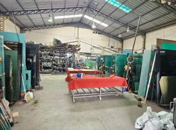En Venta/alquiler Local Comercial en La Av Juan Tanca Marengo, Guayas — imagen 2