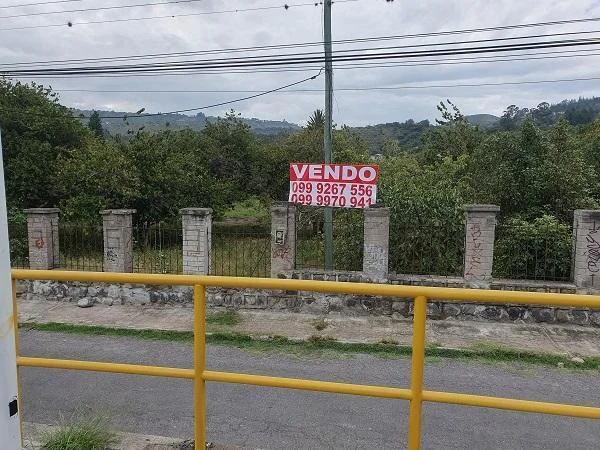 Espectacular Unico Terreno en Venta en Guayllabamba Via Principal — imagen 1
