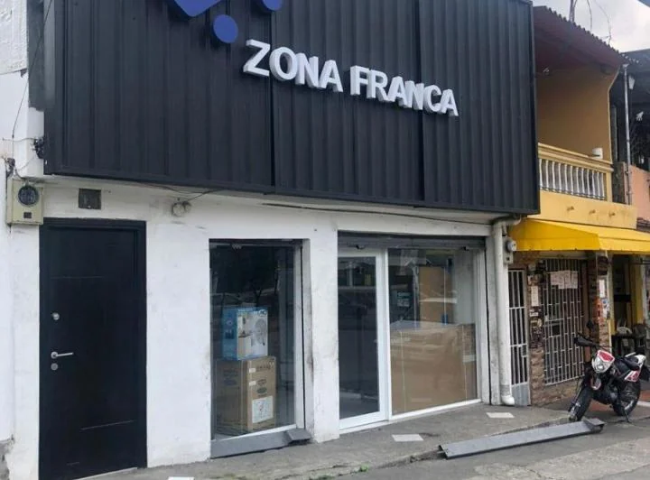 Local Potencial en Venta en Av Las Aguas, Guayas — imagen 1