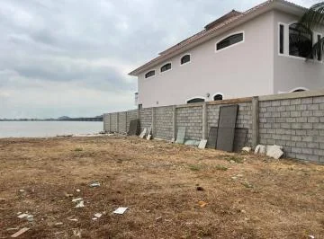 Terreno en Venta 672 m² - Salida Al Río - Urb. Aquamarina, Vía a Samborondón, Guayas — imagen 2
