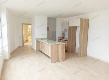 Departamento por Solca 2 Habitaciones — imagen 2
