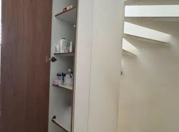 Venta Casa Esquinera Tres Dormitrios Dos Parqueaderos La Salle Conocoto — imagen 4
