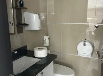 En Venta Oficina - Invesión - Quito Tenis — imagen 2