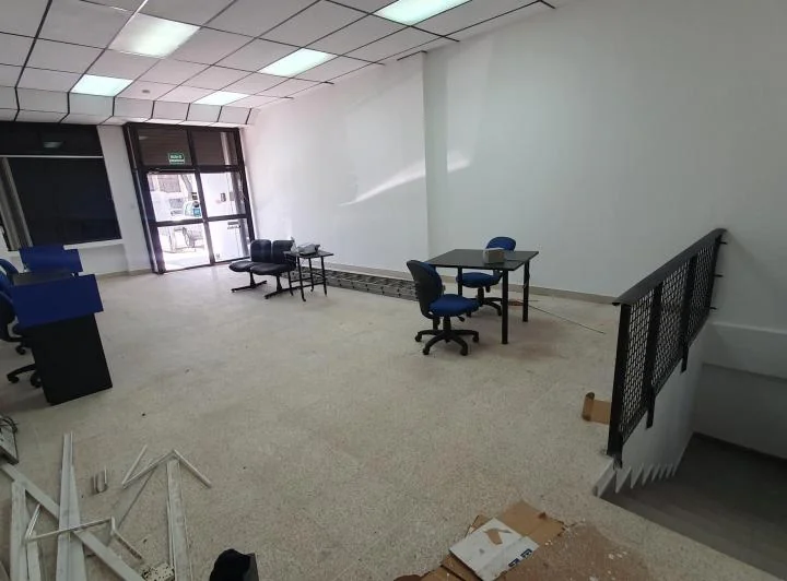 Se Vende Local Comercial U Oficina Sector Av El Inca y Av 10 de Agosto — imagen 1