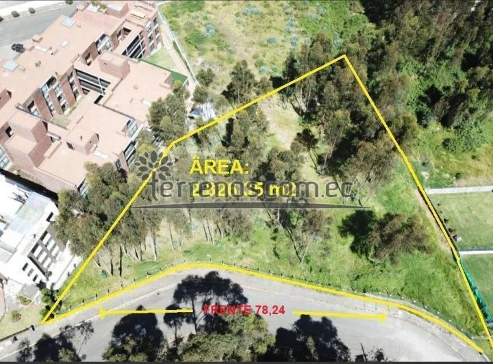 Terreno en Venta 2.764 m² Iñaquito Alto, Ideal Para Proyecto Inmobiliario. Provincia de Pichincha — imagen 1