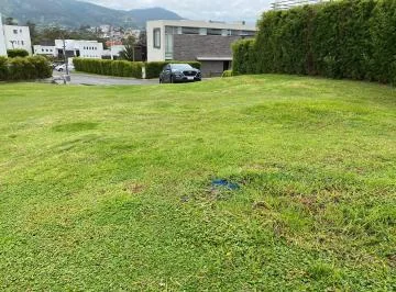 Vendo Terreno Cumbaya 683 m² Vistas, Plano, Urbanización, Seguridad 24/7 — imagen 5