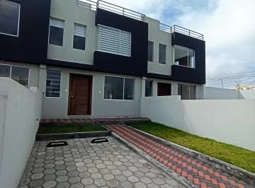 Casa Miti Miti Ingreso Independiente — imagen 5