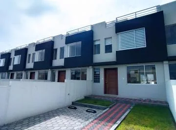 Casa Miti Miti Ingreso Independiente — imagen 4