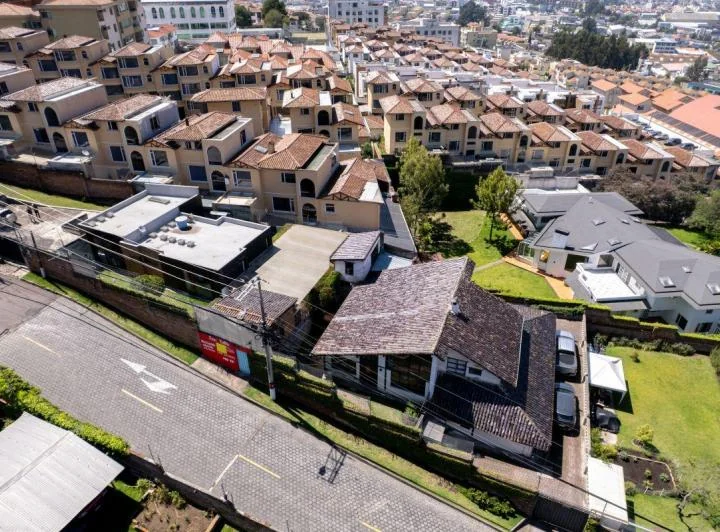 En Venta Terreno en Santa Lucia La Kennedy 1950 Mt — imagen 1