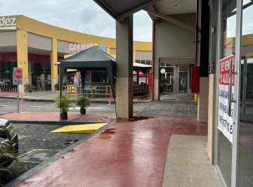 Local Comercial Amplio en Oasis – 72 m² con Mezzanine en Av Narcisa de Jesús, Guayas — imagen 3