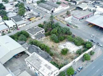 Venta Terreno Medianero Comercial, Manabí — imagen 2