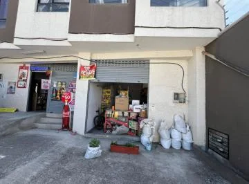 Venta de Oportunidad Local Comercial 33 m² – Calderón — imagen 2
