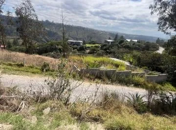Terreno en El Sector de Santa Rosa de Nayón a 5 Min del Estadio y Coliseo de Nayón — imagen 2