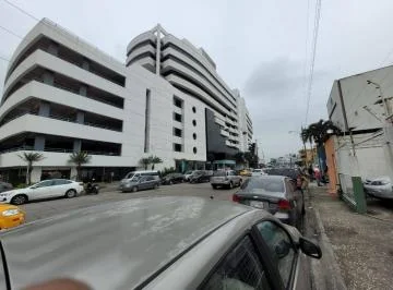En Alquiler/venta Local 140 m Planta Baja, Edif. Torres del Norte - Kennedy, Guayas — imagen 3