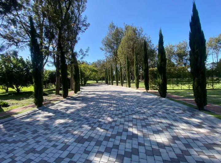 Terreno de Venta Dentro de Urbanización Aaa Junto a Arrayanes. Exclusividad¡ — imagen 1
