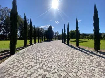 Terreno de Venta Dentro de Urbanización Aaa Junto a Arrayanes. Exclusividad¡ — imagen 2
