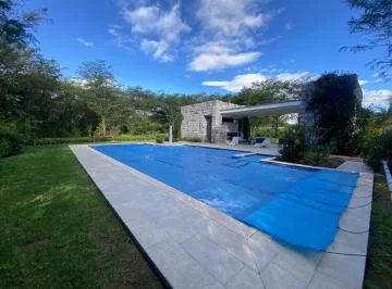 Venta Lote Terreno en Exclusiva Urbanización Yurakuna, Ubicada en Tumbaco — imagen 2