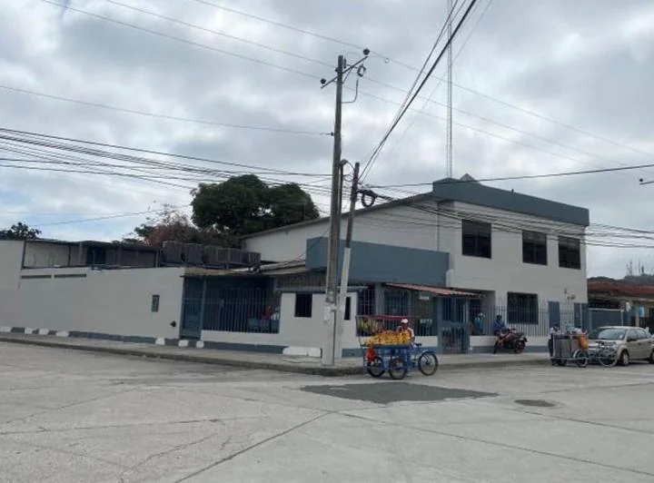 Venta - Alquiler Propiedad Comercial 776 m² - Cdla. Bolivariana, Guayaquil, Guayas — imagen 1