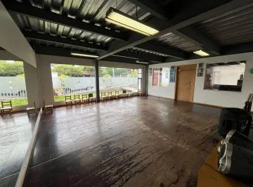 Dentro Urbanizacion El Condado Local Comercial — imagen 2