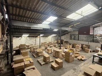 Vendo Galpón Industrial con 3 Bodegas, Sector Parque de Los Recuerdos — imagen 5