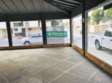 Vendo Local en Urdesa, Calle Balsamos, 477 m², Guayas — imagen 5