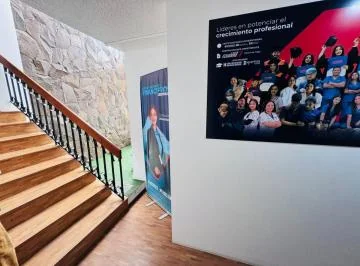 Casa Comercial Rentera de 885 m² — imagen 2