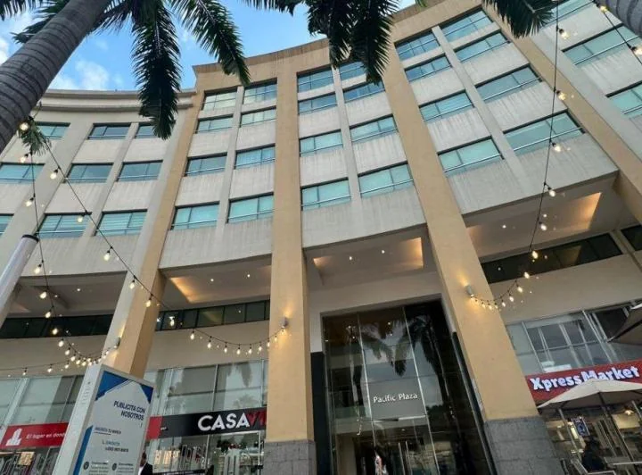 Oficina en Edificio Pacifica Comercial de 38 m² en Venta y Alquiler en Norte de Guayaquil, Guayas — imagen 1