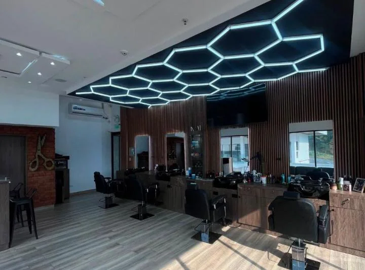 Local Comercial en Plaza Victoria, La Aurora, Cantón Daule. Guayas — imagen 1