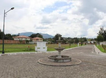 En Venta Terreno en Conjunto Privado en Tumbaco (Aurelio Dávila Cajas) — imagen 3