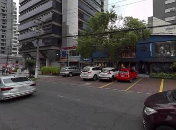 Local de Venta en La Eloy Alfaro y 6 de Diciembre — imagen 2