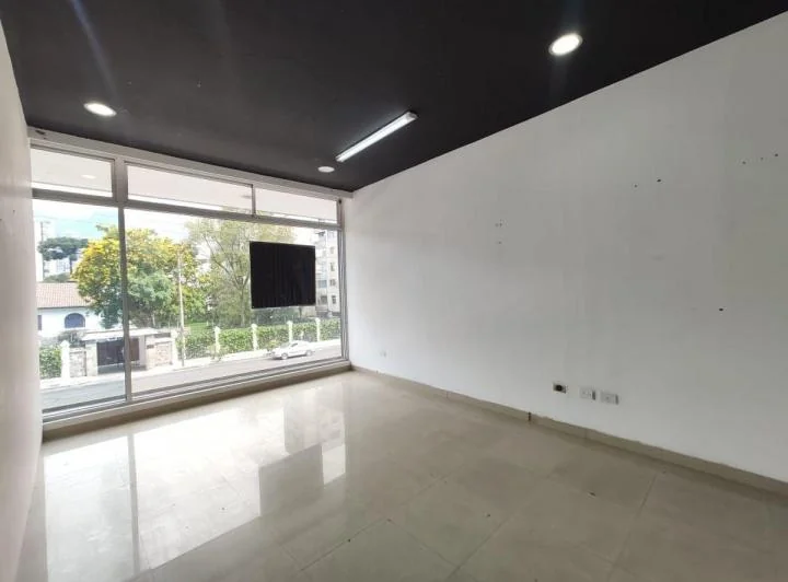 Vendo Local Dúplex - Centro Norte - 6 de Diciembre — imagen 1